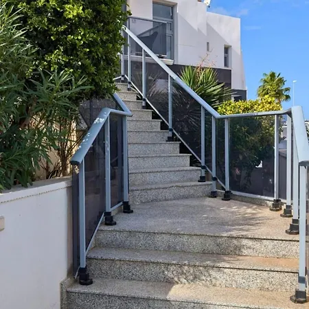 Modern Flat With Swimming Pool Terrace And Equipped Solarium Apartamento *