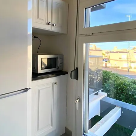 Modern Flat With Swimming Pool Terrace And Equipped Solarium