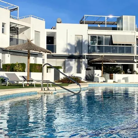 Modern Flat With Swimming Pool Terrace And Solarium Apartment