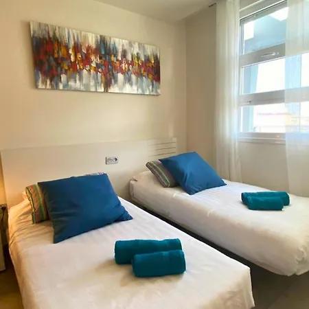 Modern Flat With Swimming Pool Terrace And Equipped Solarium