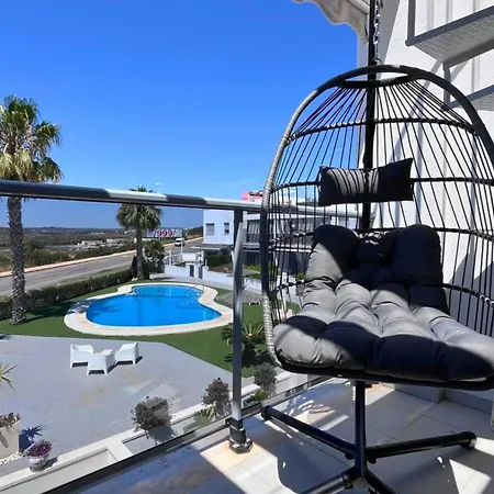 Modern Flat With Swimming Pool Terrace And Equipped Solarium