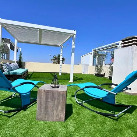 Modern Flat With Swimming Pool Terrace And Equipped Solarium Apartment *